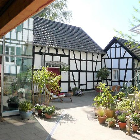 Ferienhaus Im Fachwerkhof 'Haus In Bewegung' Seelscheid Eksteriør bilde