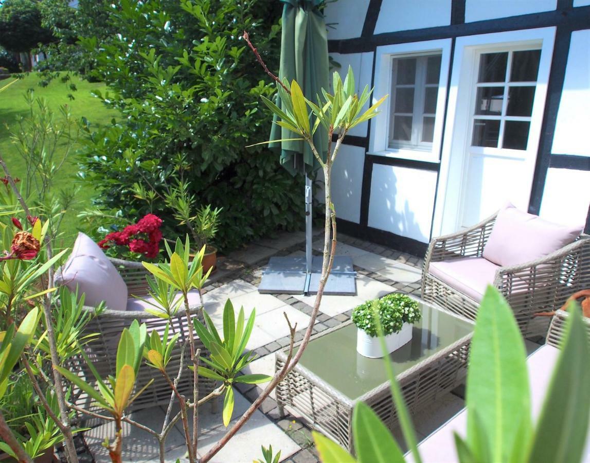 Ferienhaus Im Fachwerkhof 'Haus In Bewegung' Seelscheid Eksteriør bilde